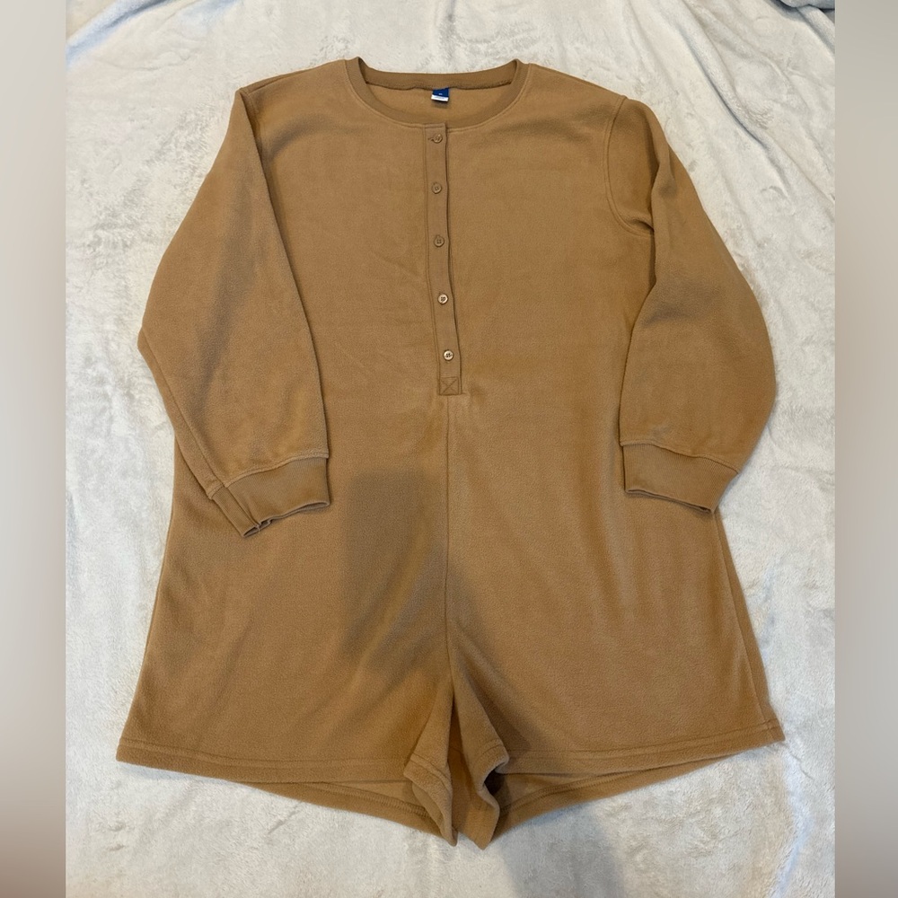 NWT Old Navy Tan Fleece Romper- Pajamas